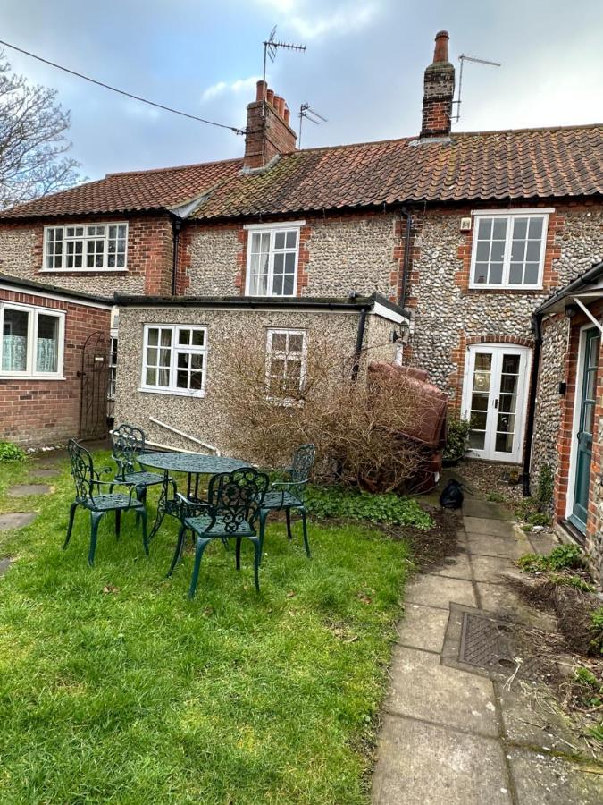 2 Bedroomed Cottage Near Quay Blakeney  Exterior photo