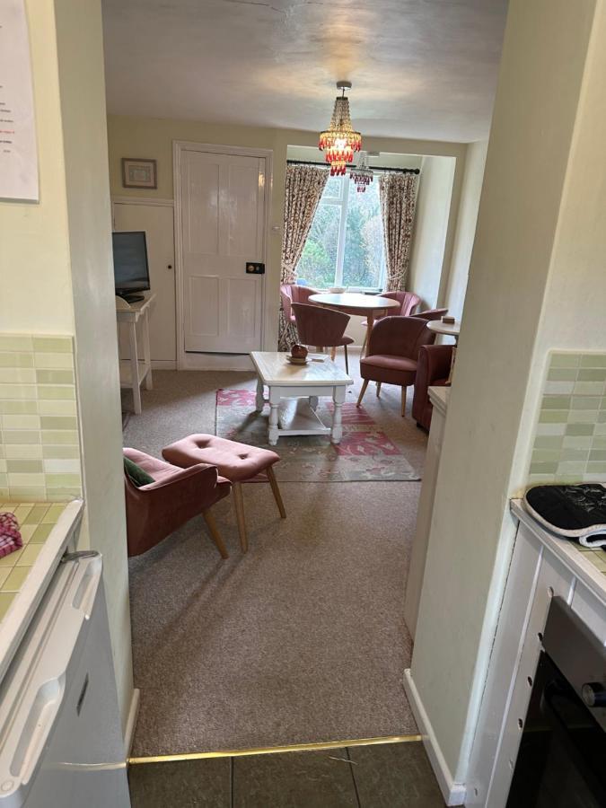 2 Bedroomed Cottage Near Quay Blakeney  Exterior photo